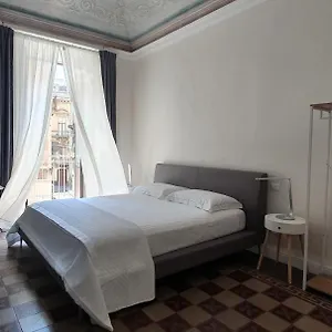 Palazzo Del Verga 2* Katania
