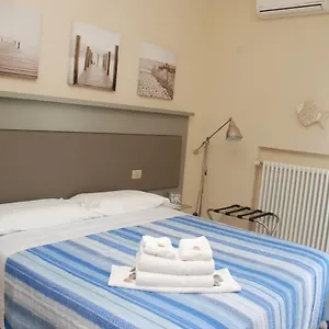 La Regina Di Frühstückspension Rimini